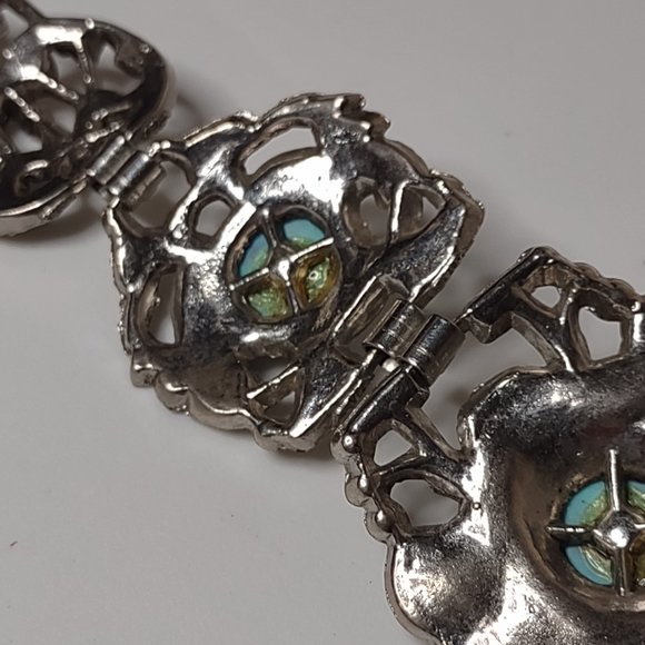 Blue Plastic And Silver Tone Metal Large Bracelet - Picture 14 of 15